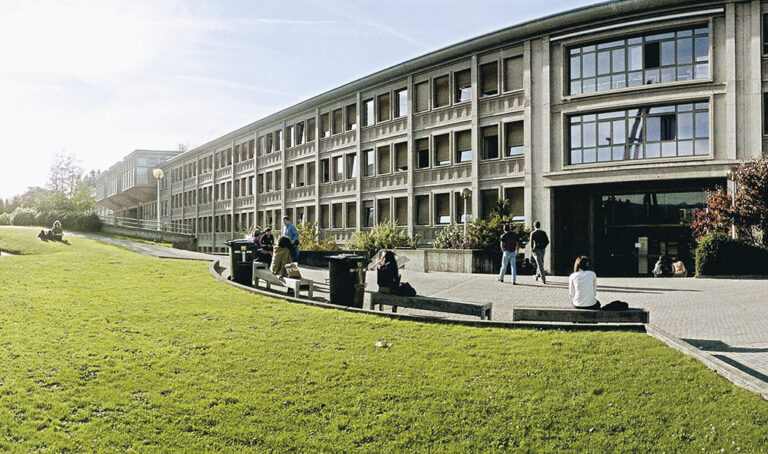 Fribourg Üniversitesi Kampüsü